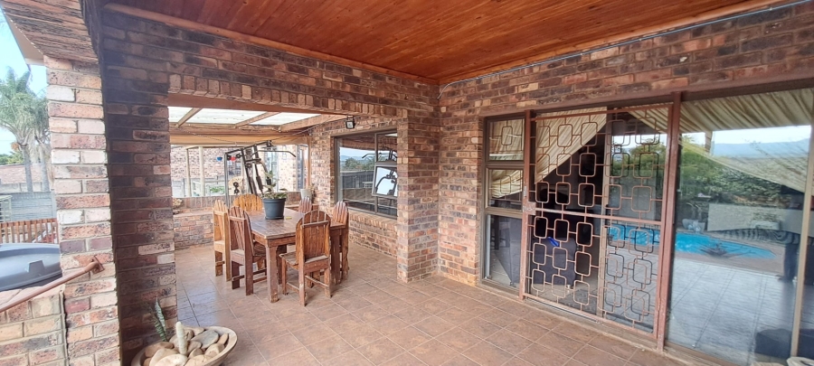 4 Bedroom Property for Sale in Vanes Estate Eastern Cape
